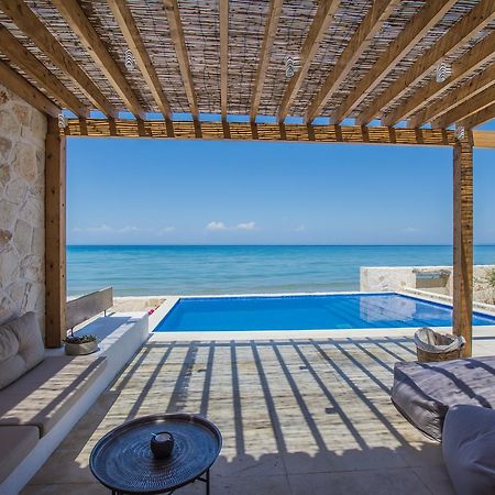 Niova Villa - Seafront, Private Pool And Ionian Sea Views, By Zantewize Alykés Eksteriør bilde