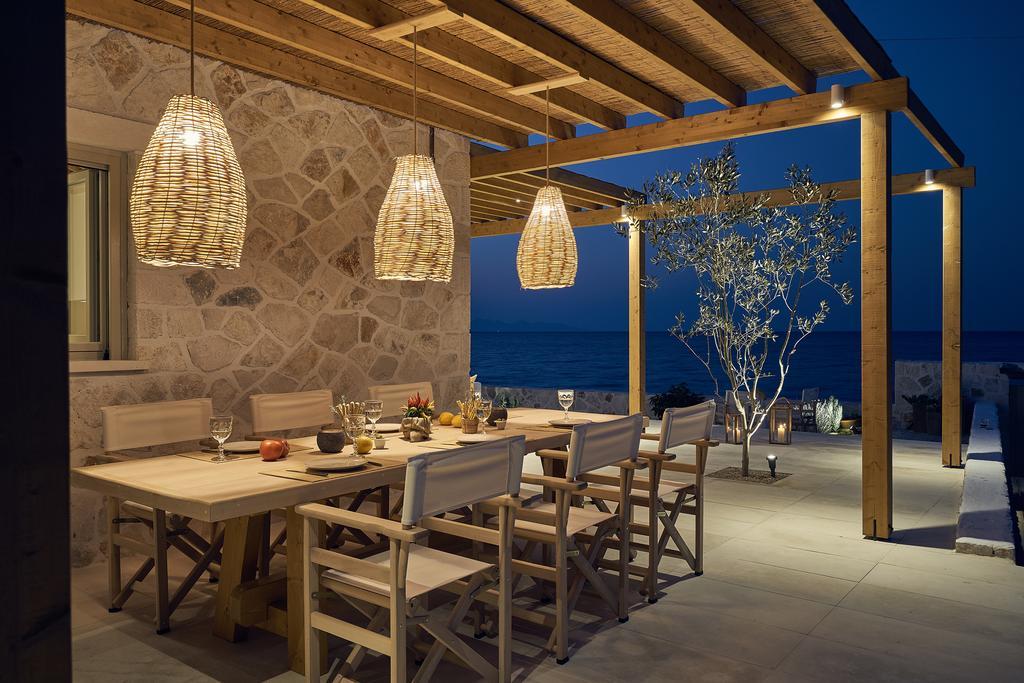 Niova Villa - Seafront, Private Pool And Ionian Sea Views, By Zantewize Alykés Eksteriør bilde