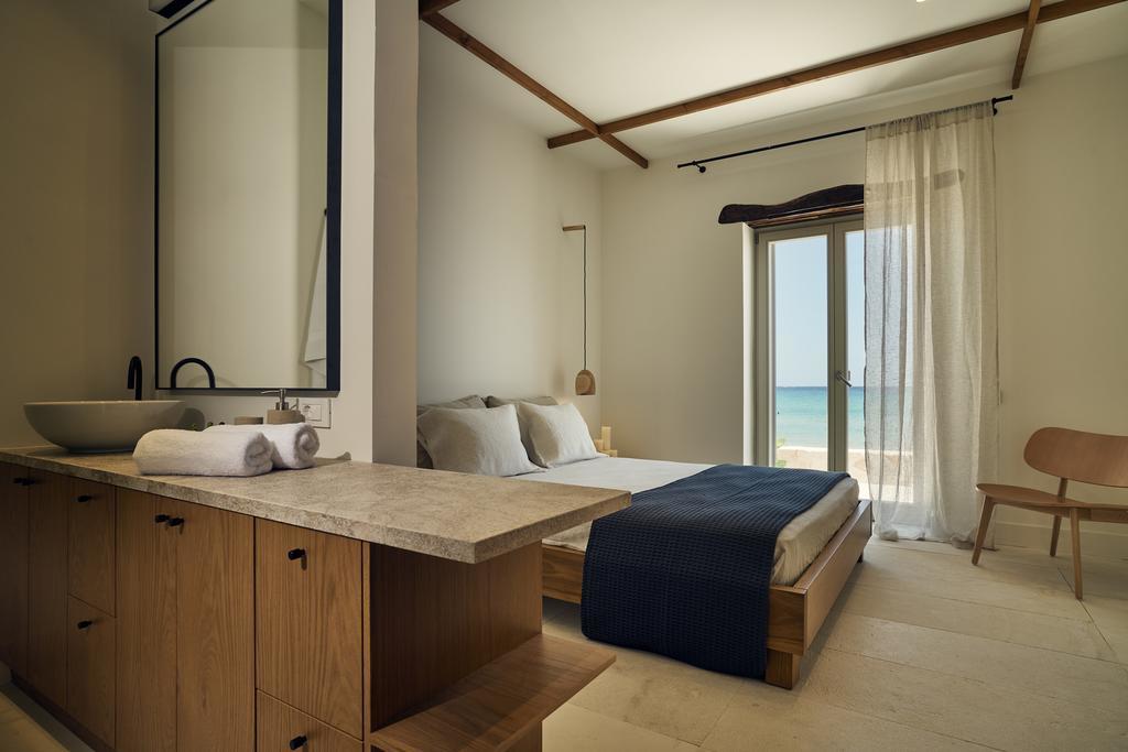Niova Villa - Seafront, Private Pool And Ionian Sea Views, By Zantewize Alykés Eksteriør bilde
