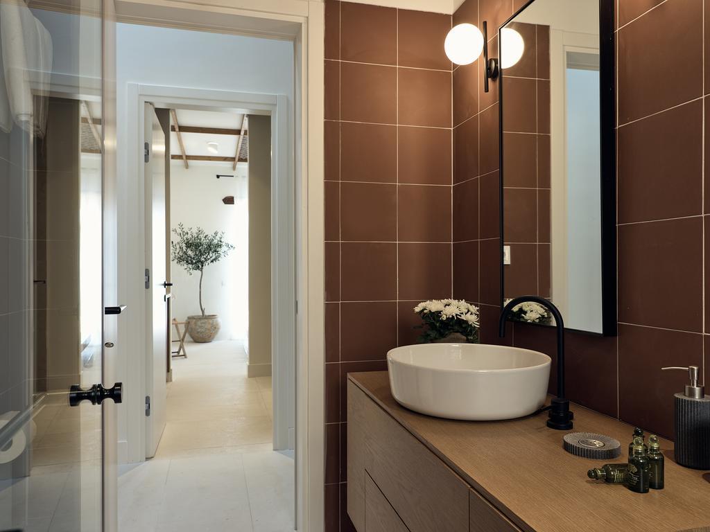Niova Villa - Seafront, Private Pool And Ionian Sea Views, By Zantewize Alykés Eksteriør bilde