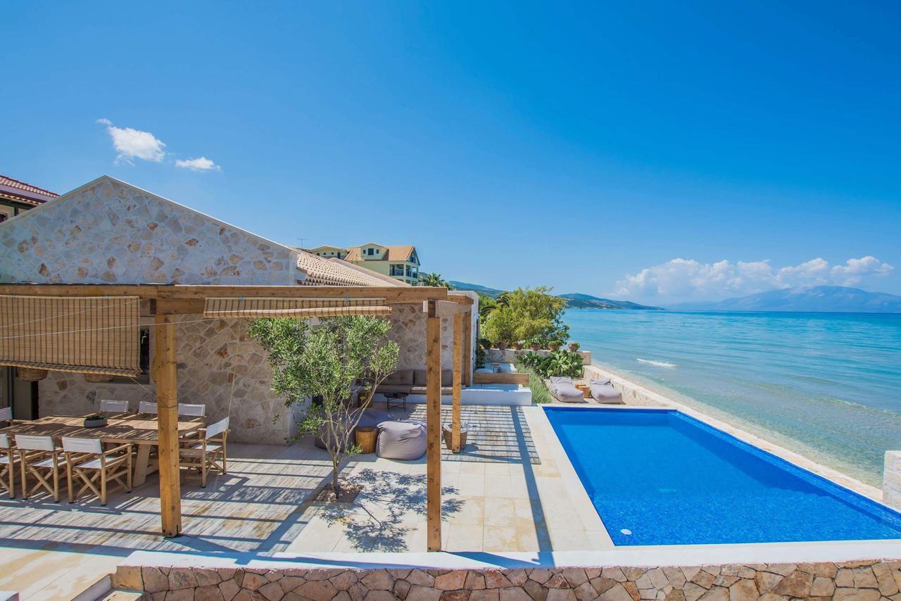 Niova Villa - Seafront, Private Pool And Ionian Sea Views, By Zantewize Alykés Eksteriør bilde